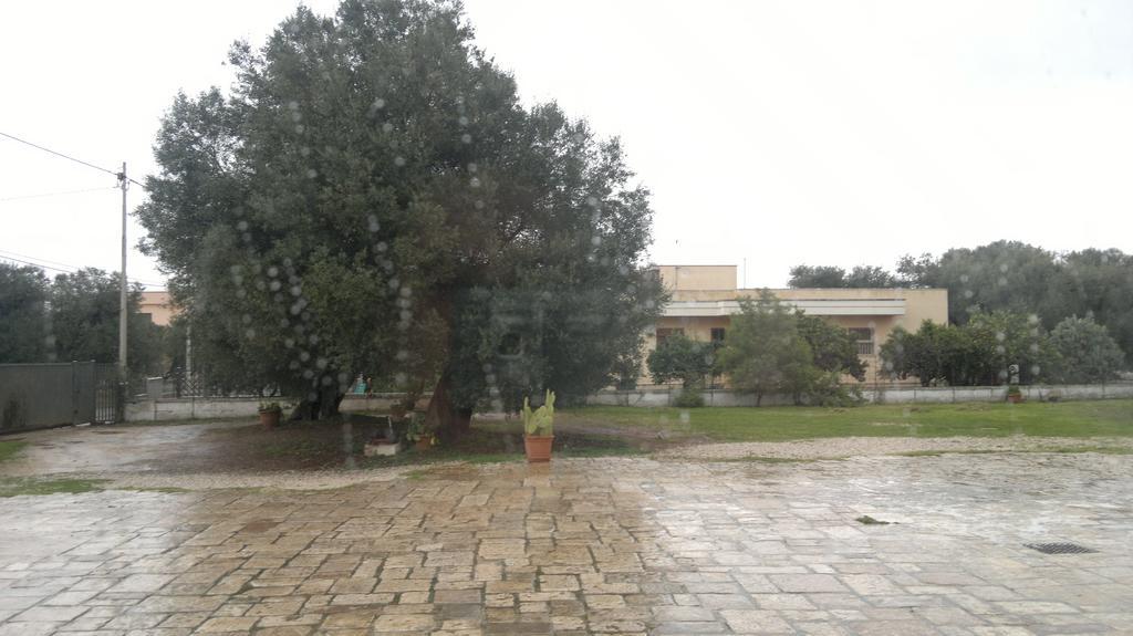 Masseria Donna Licia Pezze Di Greco Exterior photo